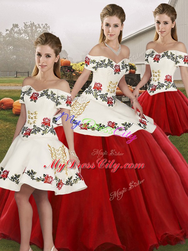 Custom Fit Embroidery Quinceanera Gown White And Red Lace Up Sleeveless Floor Length