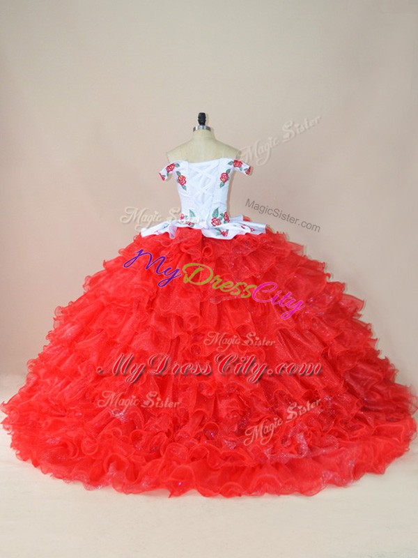 Decent Sleeveless Embroidery and Ruffles Lace Up Ball Gown Prom Dress with White And Red Brush Train