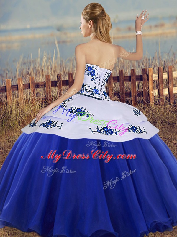 Royal Blue Ball Gowns Tulle Sweetheart Sleeveless Embroidery Floor Length Lace Up Quinceanera Dresses