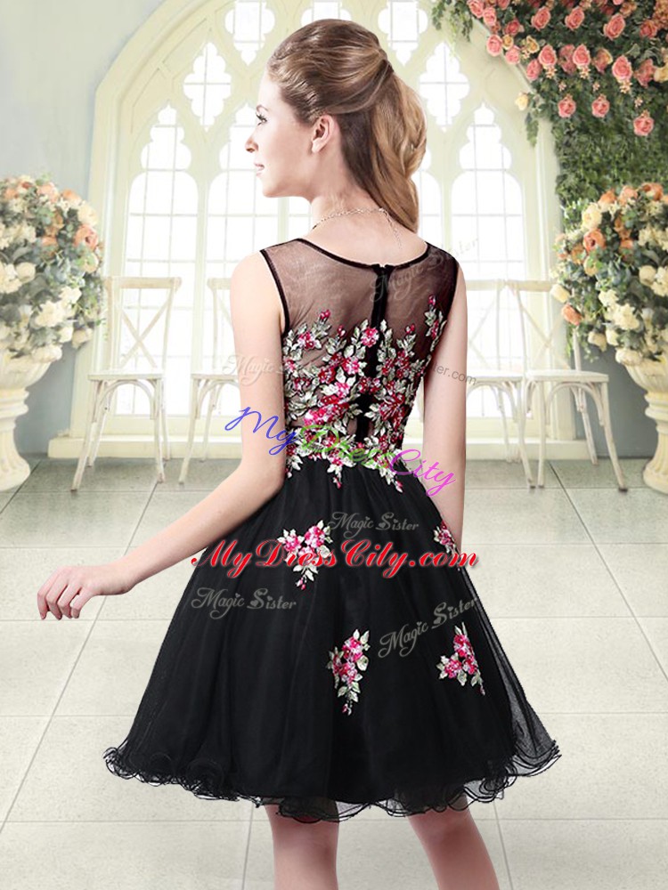 Decent Black A-line Tulle Scoop Sleeveless Embroidery Mini Length Zipper Prom Dresses