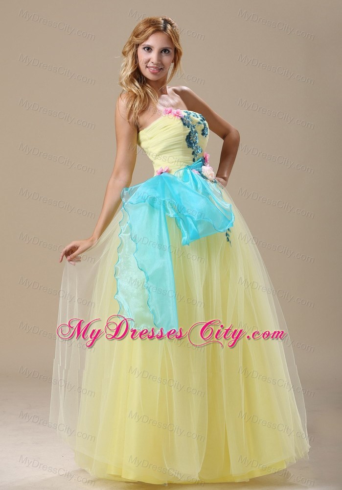 Appliques Ruched Prom Dress in Yellow With Sash