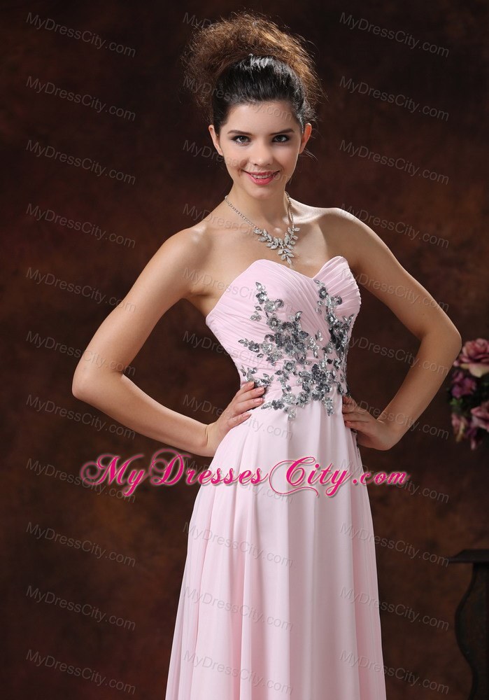 Baby Pink Sweetheart Chiffon Prom Dress with Appliques