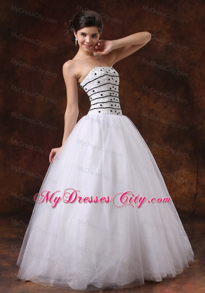 Cheap White Ball Gown Beaded Tulle Prom Dress with Strapless