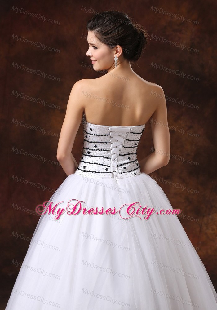 Cheap White Ball Gown Beaded Tulle Prom Dress with Strapless