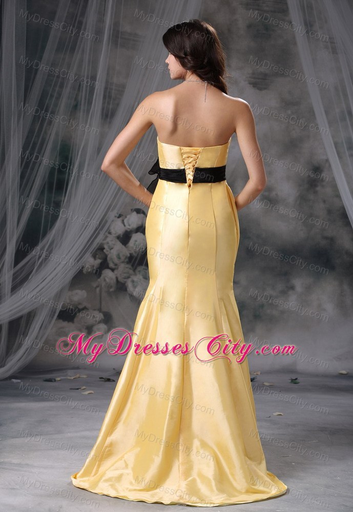 Mermaid Yellow Sweetheart Maid of Honor Dress with Black Sash