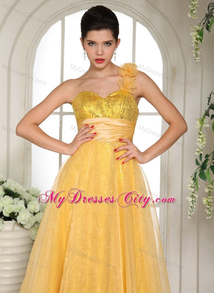 One Shoulder Hand Flowers Strap Sequined Light Yellow Prom Dress