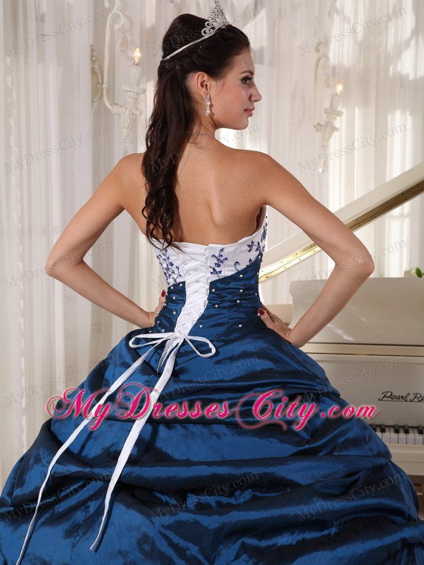 Beautiful Beaded Decorate Waist Strapless Embroidery Quinceanera Dress