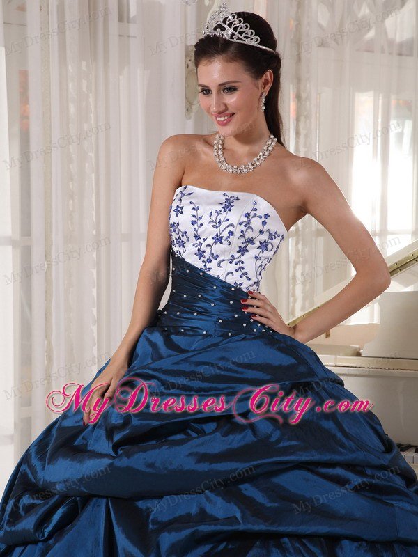 Beautiful Beaded Decorate Waist Strapless Embroidery Quinceanera Dress