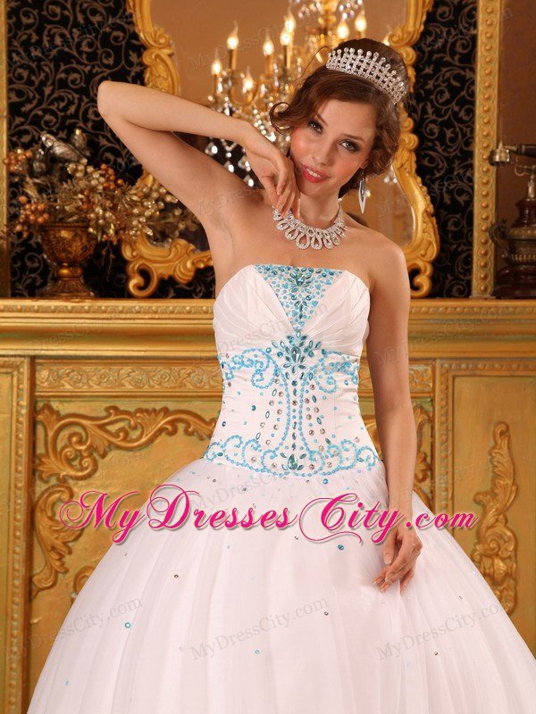 Pretty Strapless Beading White Tulle Corset up Quinceanera Dress