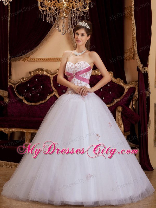 Princess Sweetheart Appliques White 2013 Sweet Sixteen Dresses