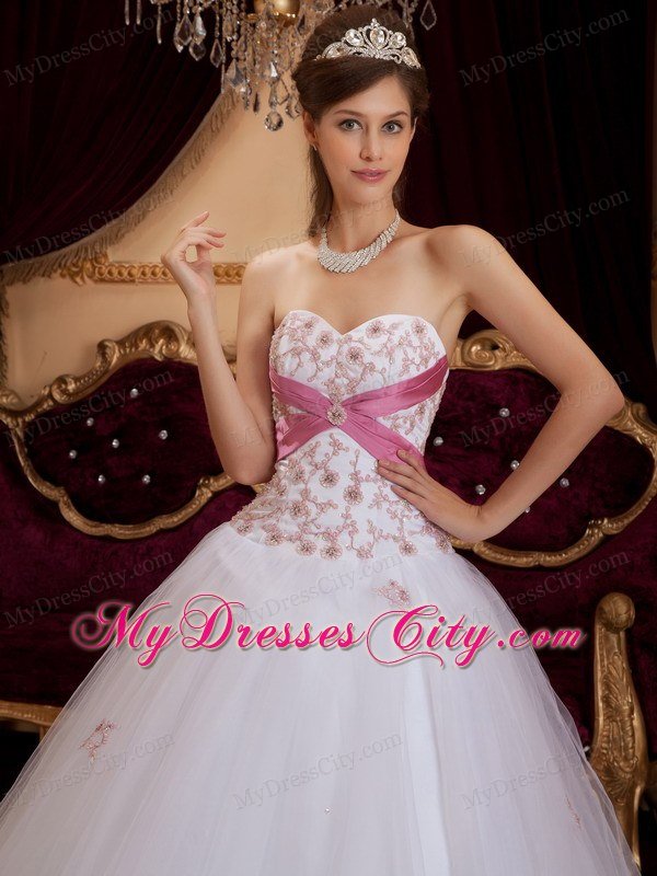 Princess Sweetheart Appliques White 2013 Sweet Sixteen Dresses