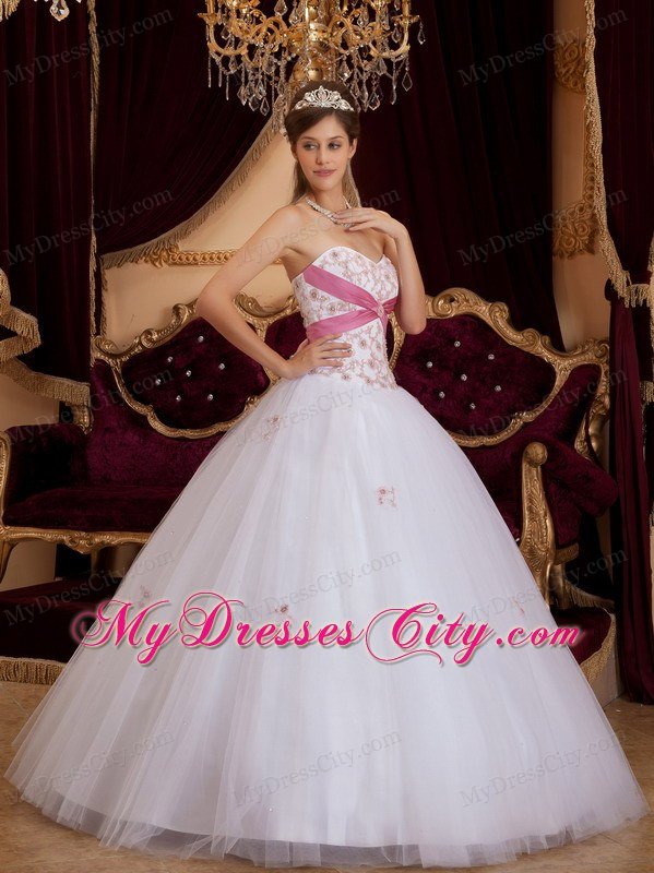 Princess Sweetheart Appliques White 2013 Sweet Sixteen Dresses