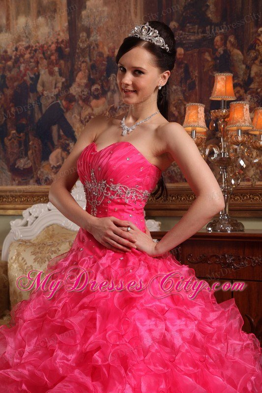 Sweetheart Beading 2013 Best Red Quinceanera Gowns with Ruffled