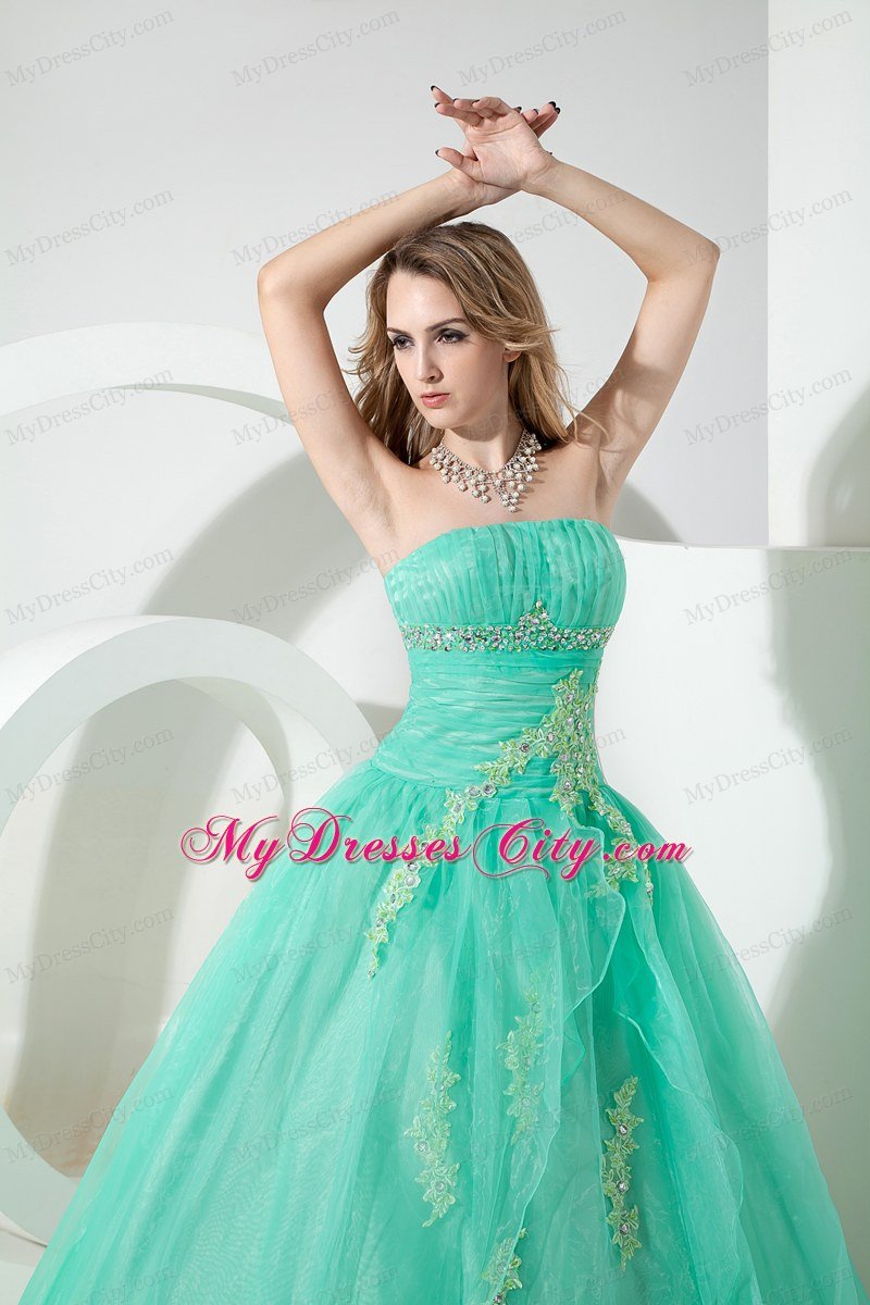 Apple Green Organza Ruches and Appliques 2013 Sweet 15 Dress