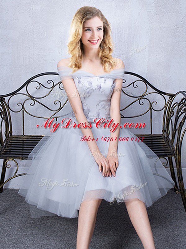 Clearance Short Sleeves Off The Shoulder Sleeveless Lace Up Quinceanera Court of Honor Dress Grey Tulle