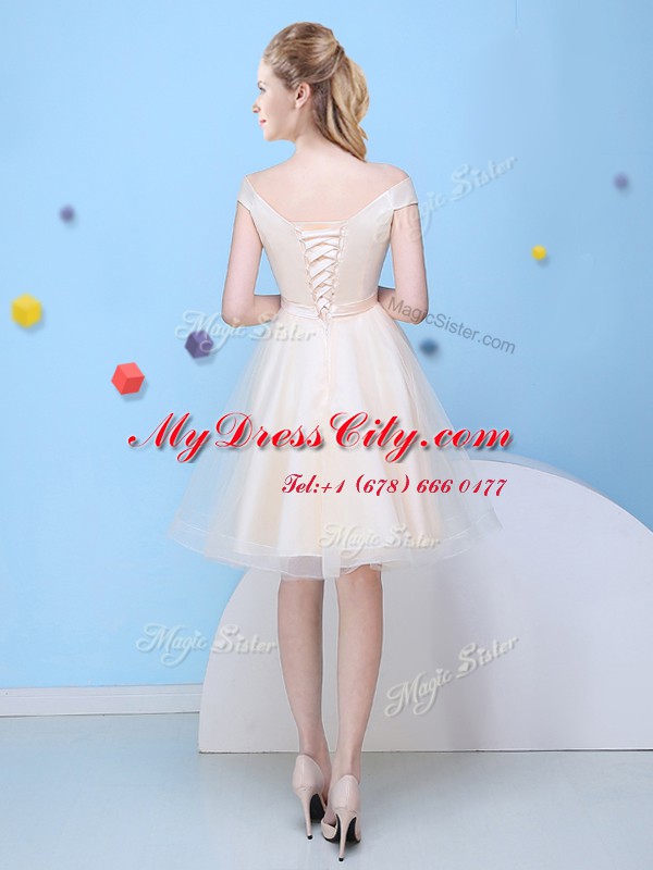 Affordable Bowknot Wedding Guest Dresses Champagne Lace Up Cap Sleeves Knee Length