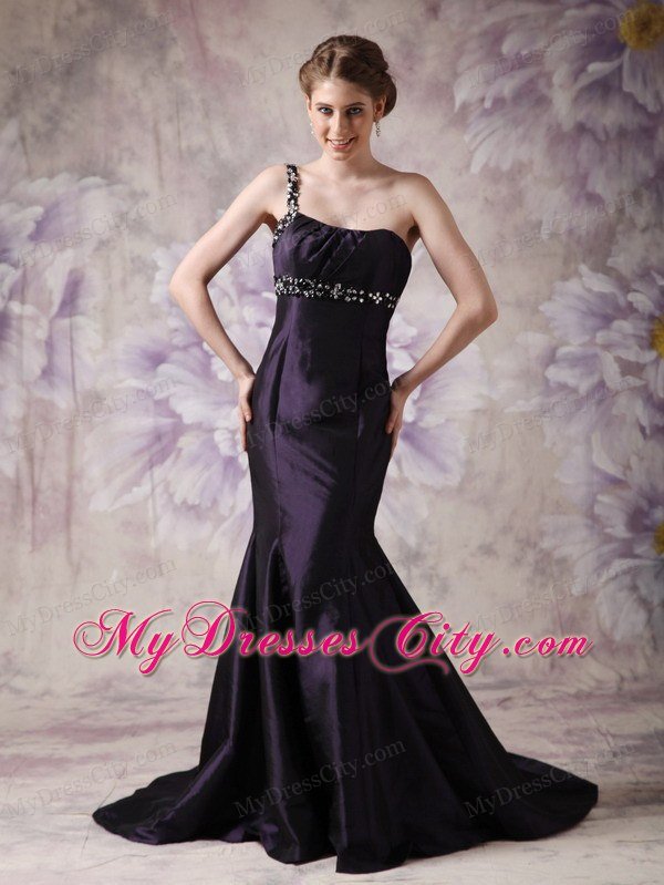 Modest Dark Purple Mermaid One Shoulder Celebrity Dress with Beading