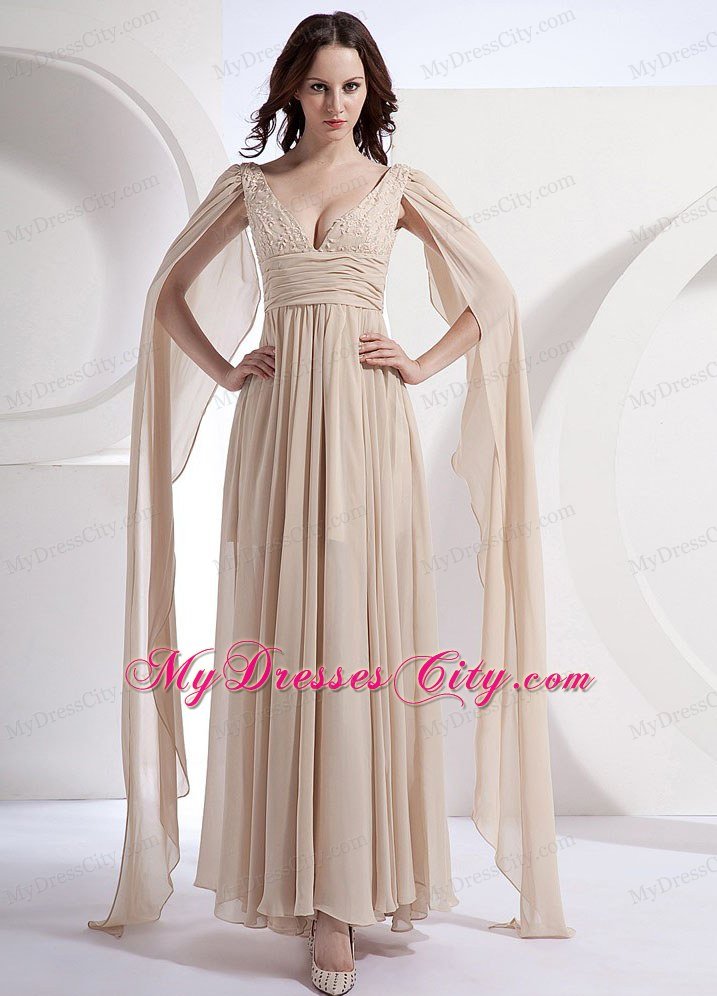 Champagne Empire V-neck Chiffon Celebrity Dresses with Watteau