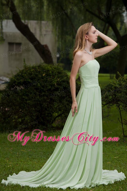 Apple Green Empire Strapless Celebrity Dress with Court Train