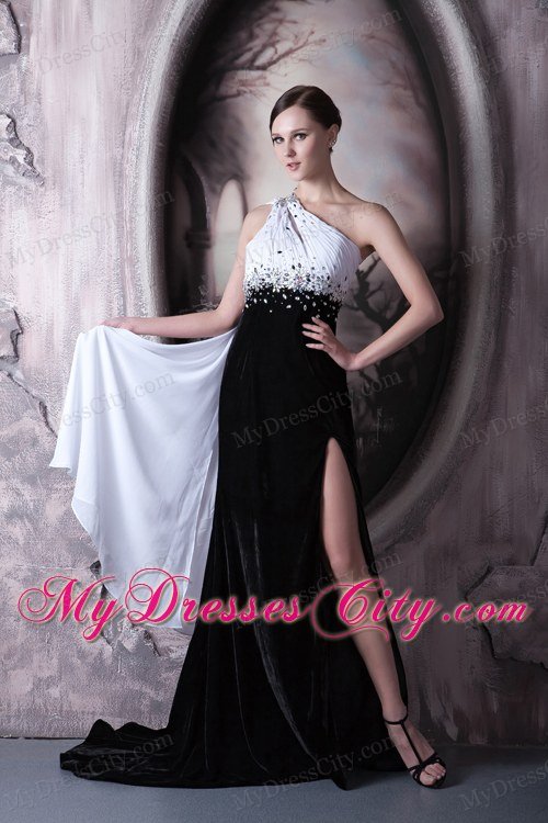 White and Black One Shoulder Beading Celebrity Dress for Watteau Train