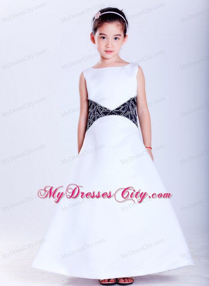 Scoop Embroidery Decorate Flower Girl Dress in White and Black