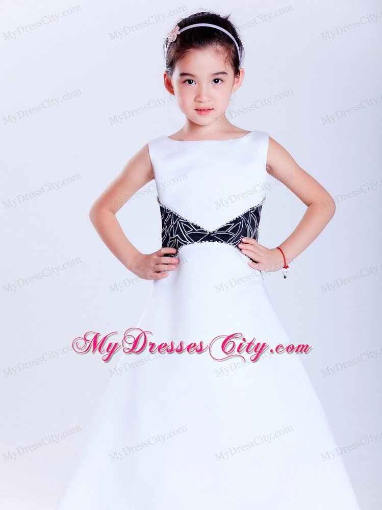 Scoop Embroidery Decorate Flower Girl Dress in White and Black