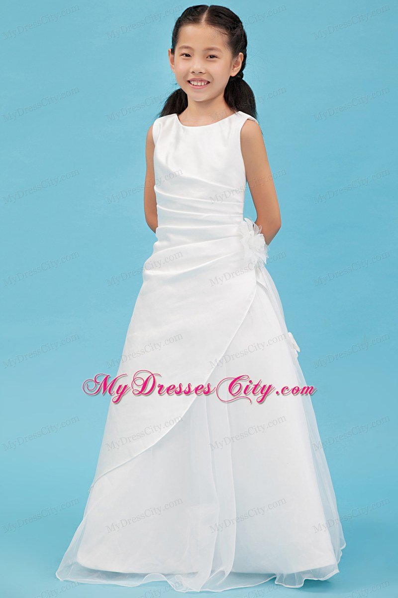 A-line Floor-length Flower Girl Dress Scoop Neckline with Appliques