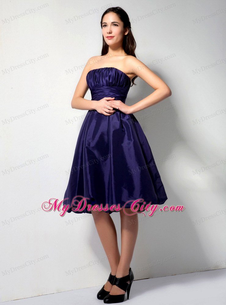 Dark Purple Pleated Strapless Knee-length Dress for Homecoming