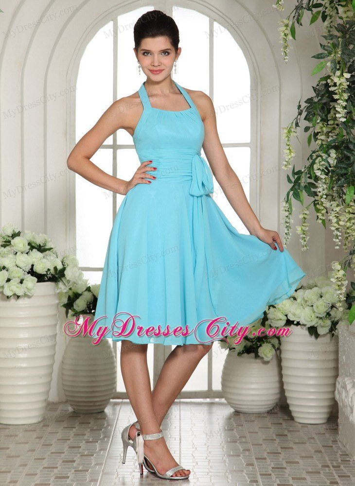 Knee-length Halter Aqua Blue Chiffon Homecoming Dresses Sashed