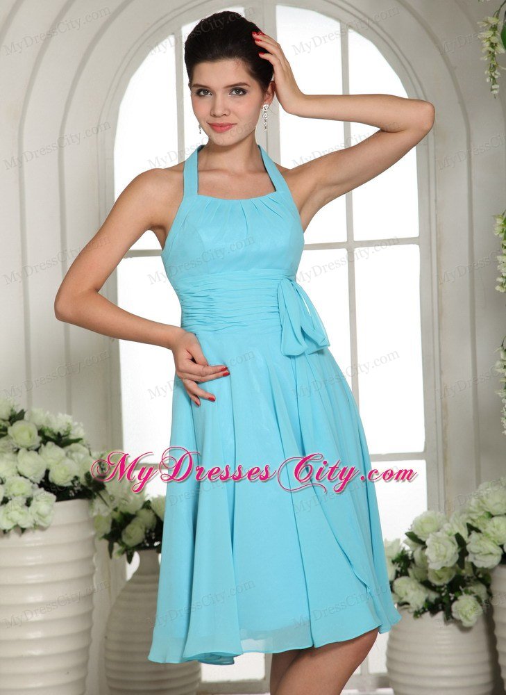 Knee-length Halter Aqua Blue Chiffon Homecoming Dresses Sashed