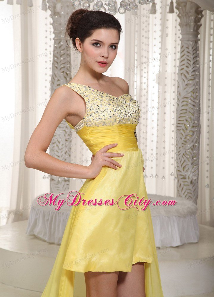 High-low Yellow A-line One Shoulder Homecoming Dress Beaded