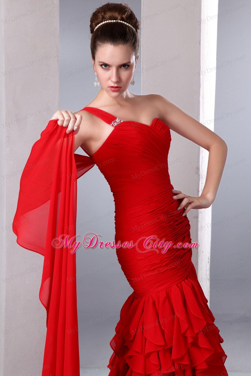 Red One Shoulder Watteau Train Ruffles 2013 Junior Prom Dress