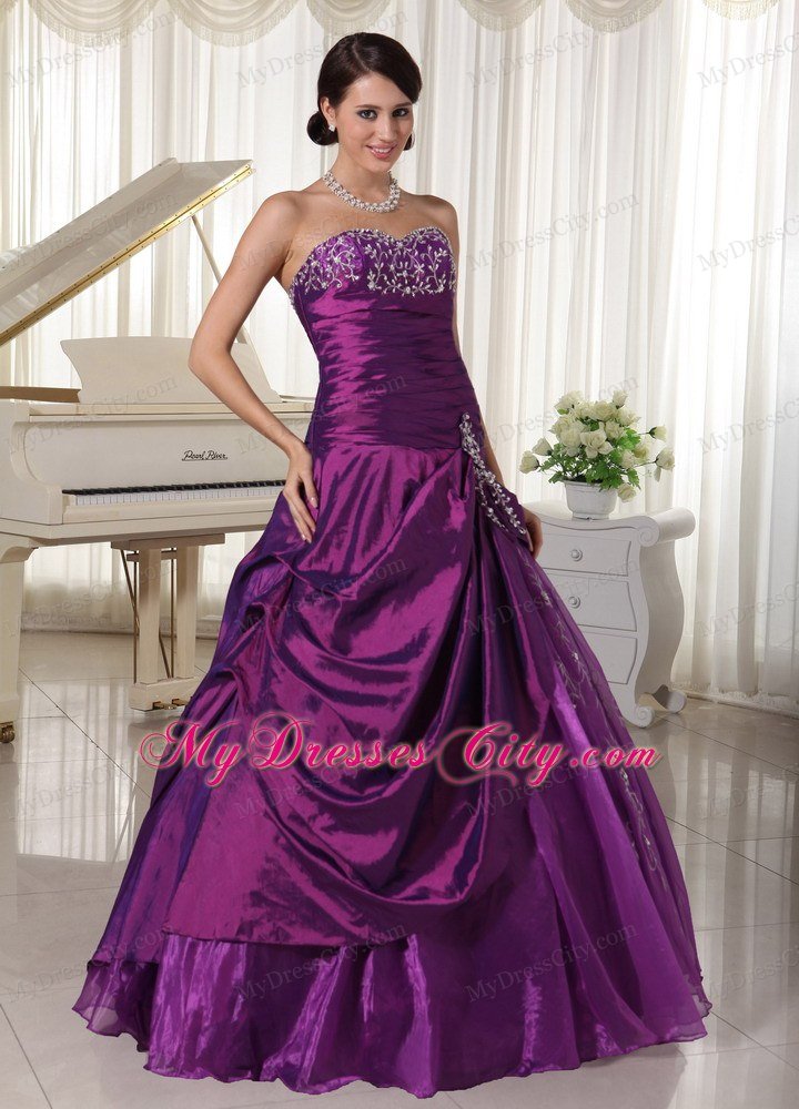 Hottest Style Sweetheart Appliques Purple Sweet 15 Dresses With Beading