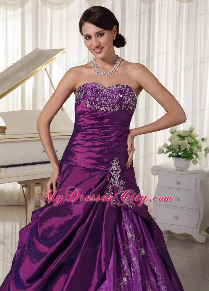 Hottest Style Sweetheart Appliques Purple Sweet 15 Dresses With Beading