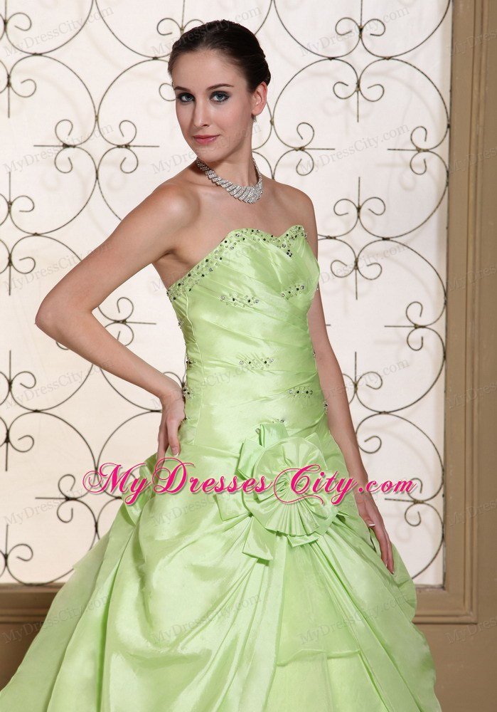 Elegant Sweetheart Flower Beading Yellow Green Dresses For Sweet 15