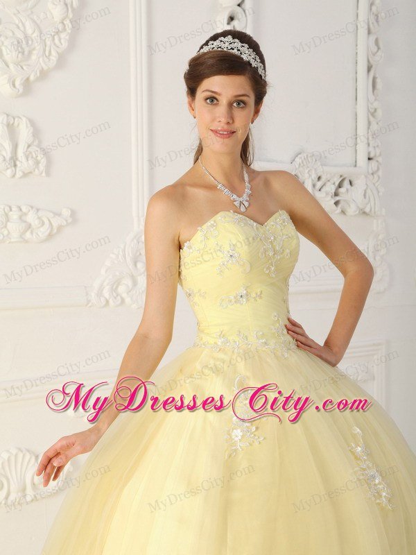 Tulle Appliques Sweetheart Light Yellow Quinceanera Dresses For Cheap