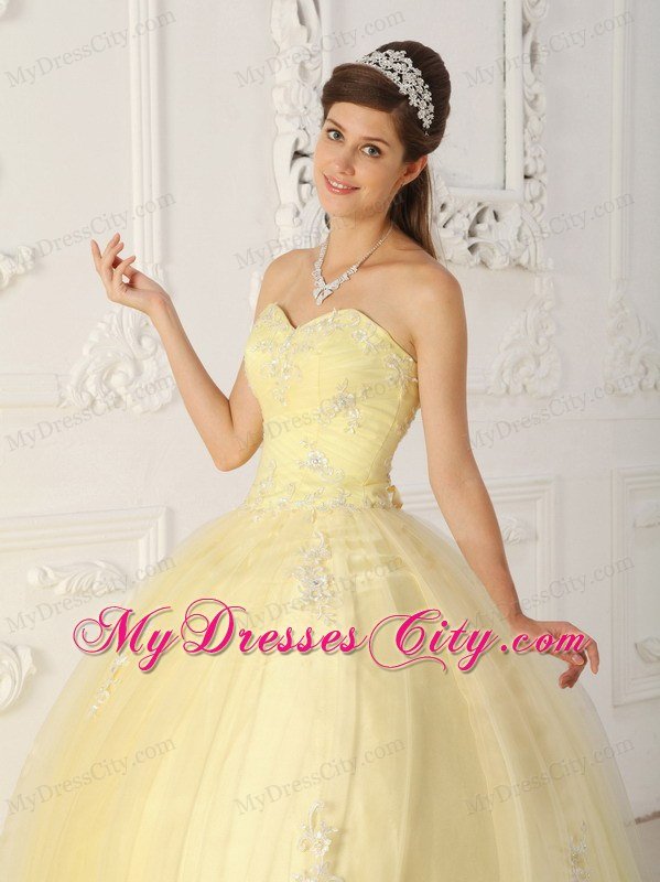 Tulle Appliques Sweetheart Light Yellow Quinceanera Dresses For Cheap