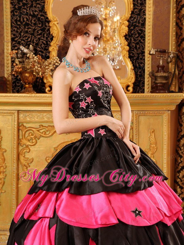 Taffeta Embroidery Strapless Tiered Black and Red Quinceanera Dresses