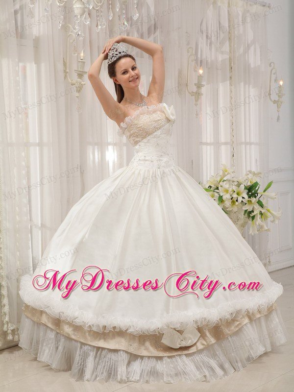 Luxurious White Ball Gown Strapless Beading Quinceanera Dresses