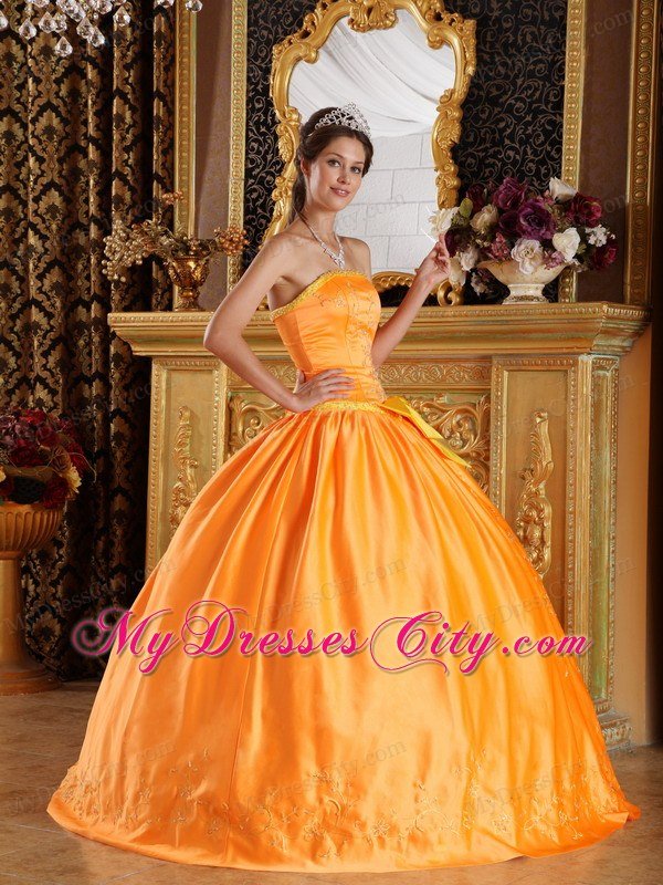 Beaded Neckline Orange Strapless Sweet 15 Dresses Embroidery Bow