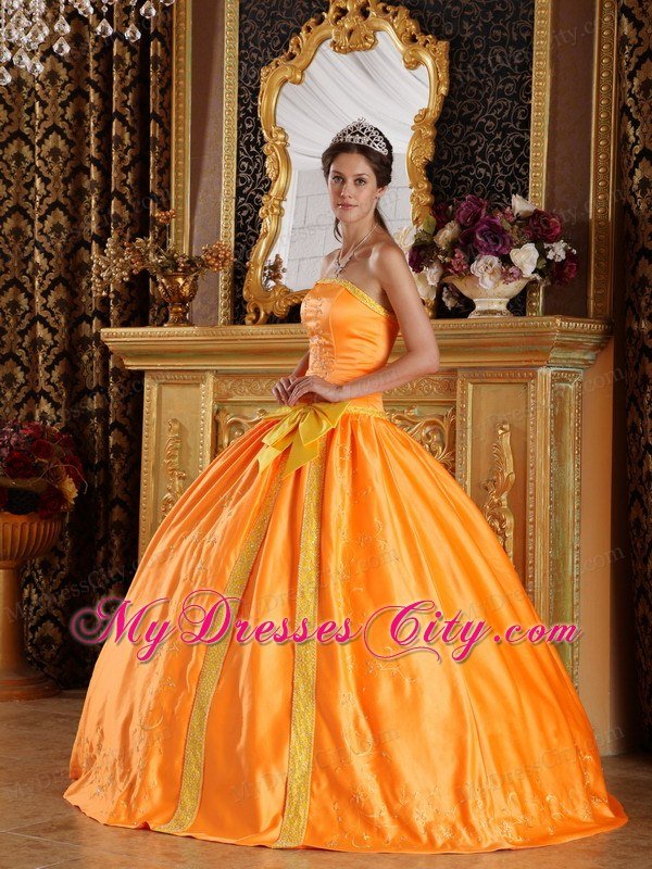 Beaded Neckline Orange Strapless Sweet 15 Dresses Embroidery Bow