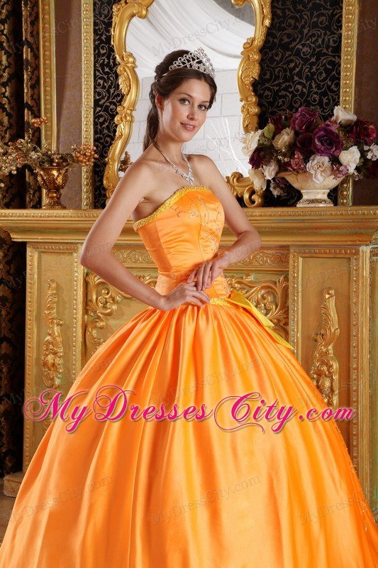 Beaded Neckline Orange Strapless Sweet 15 Dresses Embroidery Bow