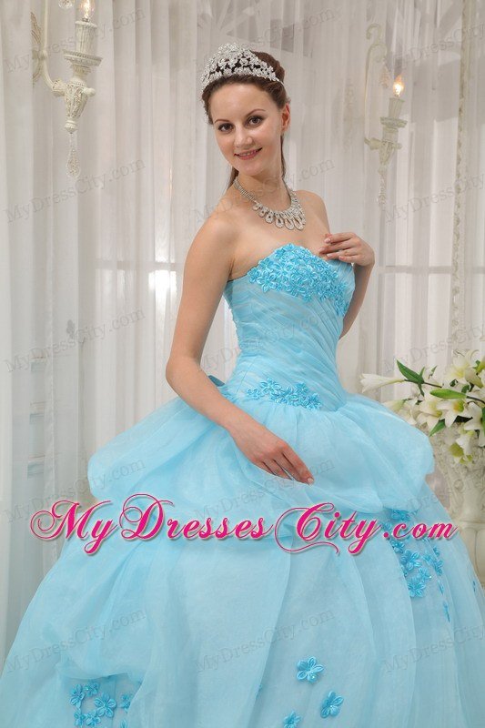 Elegant Sweetheart Ruching Appliques Light Blue Quinceanera Dress