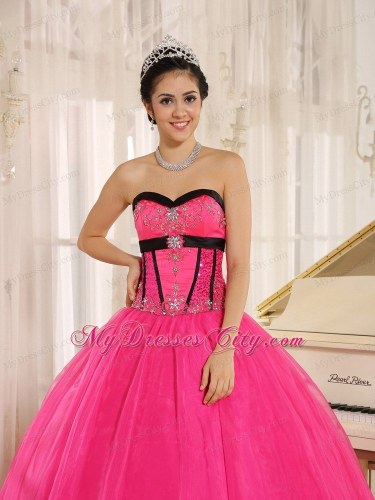 Beaded Decorate Sweetheart 2013 Qunceanera Dress in Hot Pink