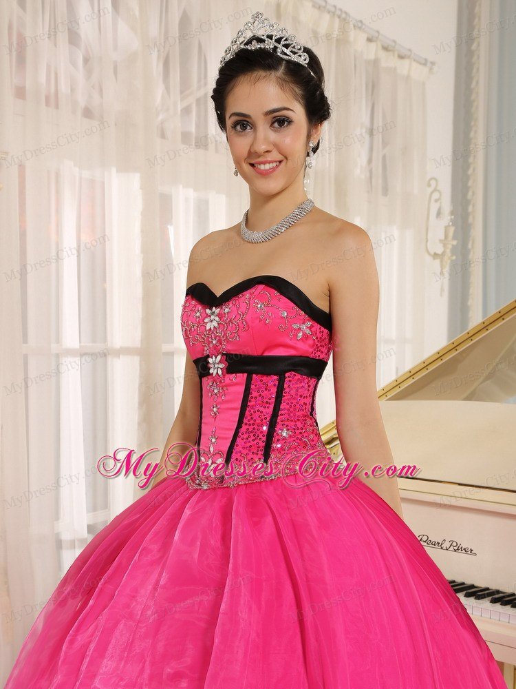 Beaded Decorate Sweetheart 2013 Qunceanera Dress in Hot Pink