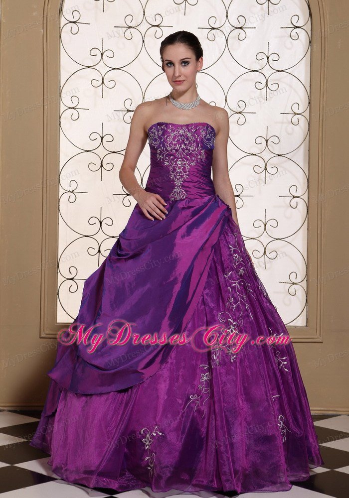 2013 Taffeta and Organza Embroidery Strapless Purple Dress for Quince