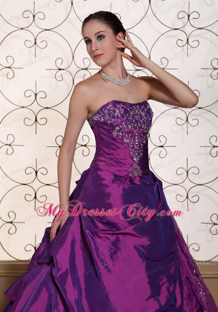 2013 Taffeta and Organza Embroidery Strapless Purple Dress for Quince