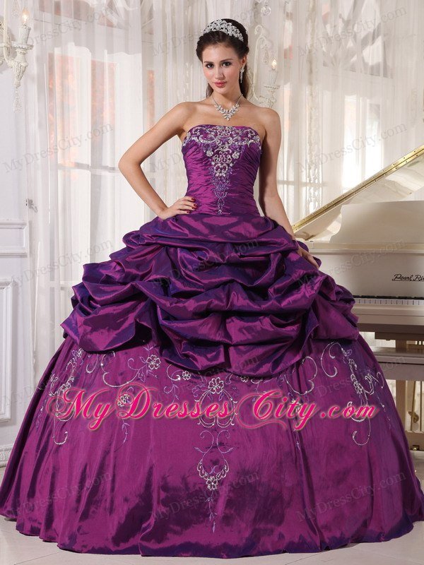 Taffeta Strapless Ruches Eggplant Purple Quinceanera Gowns for Cheap