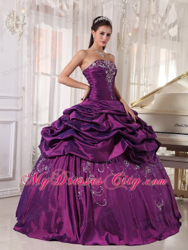 Taffeta Strapless Ruches Eggplant Purple Quinceanera Gowns for Cheap