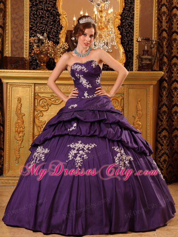 Sweetheart Taffeta Appliques Purple Dresses for Quinceanera